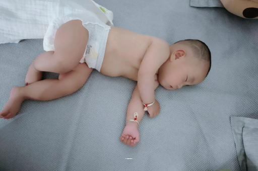 垦利怀孕多久肚子会胀气